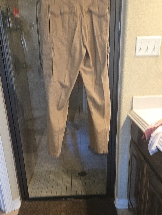 Men's Tan Cargo Pants with Multiple Utility Pockets - Picture 7 of 7